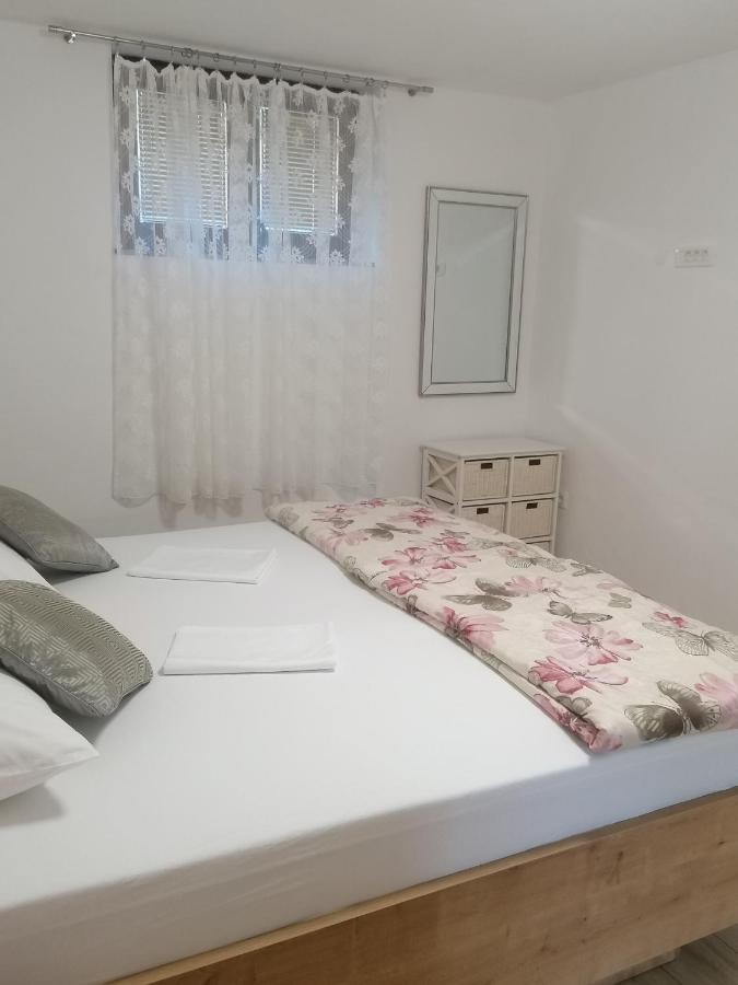 Apartment Maris *